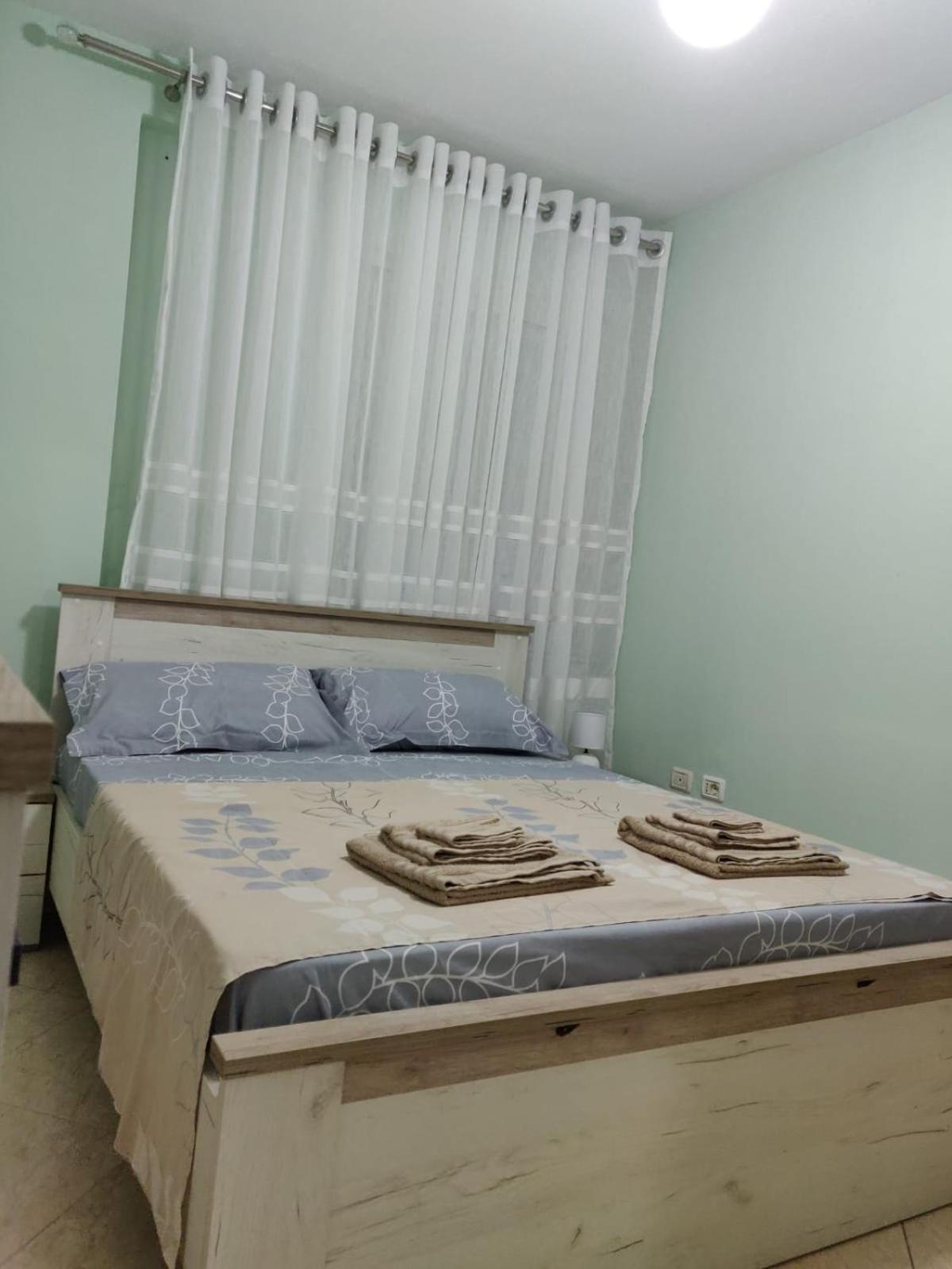 Bevis Apartment Tirana Esterno foto