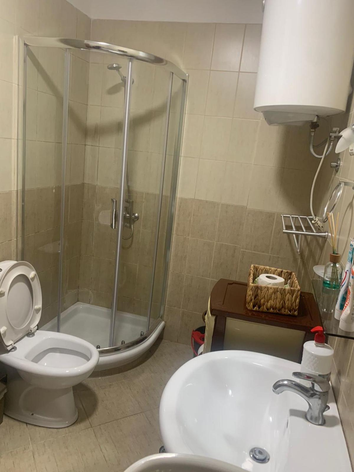 Bevis Apartment Tirana Esterno foto
